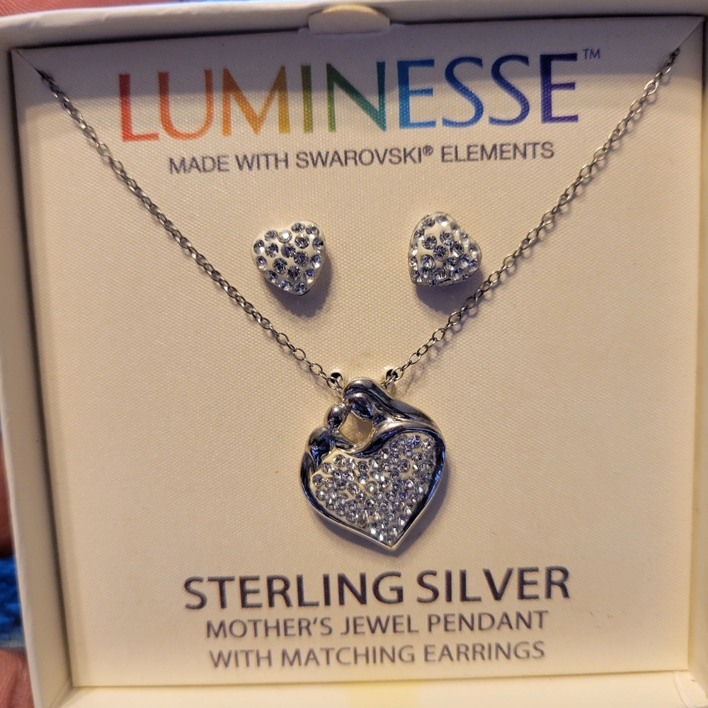 Luminesse earring and pendant set